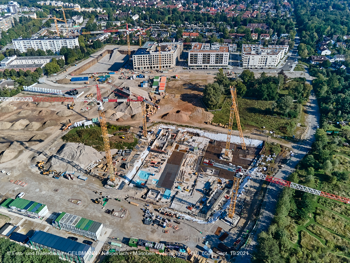 19.09.2021 - Aktuelle Luftbilder aus dem Alexisquartier und Pandion Verde in Neuperlach in München 19.09.2021 - Aktuelle Luftbilder aus dem Alexisquartier und Pandion Verde in Neuperlach in München
